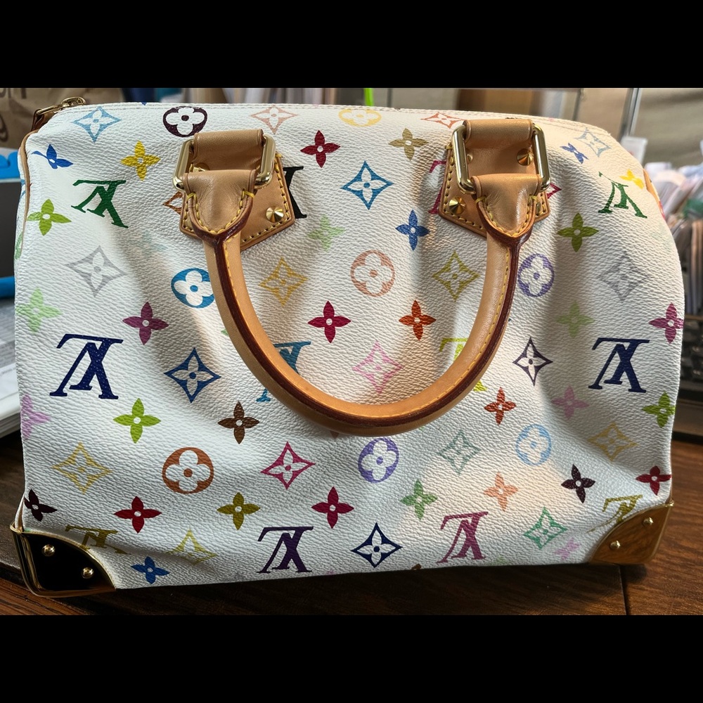 Multicolored speedy sized 30”